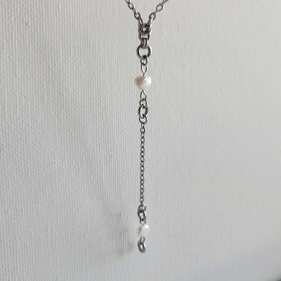 Pearl and silver rosary necklace with a small silver chain ✦ Modern Medieval ✦ - Picture 5 of 8